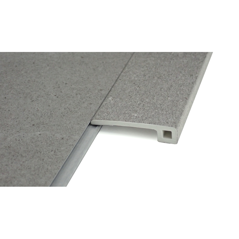 EMCORE LVP - 1X94 LEEDS, GRAY, MATTE/SATIN